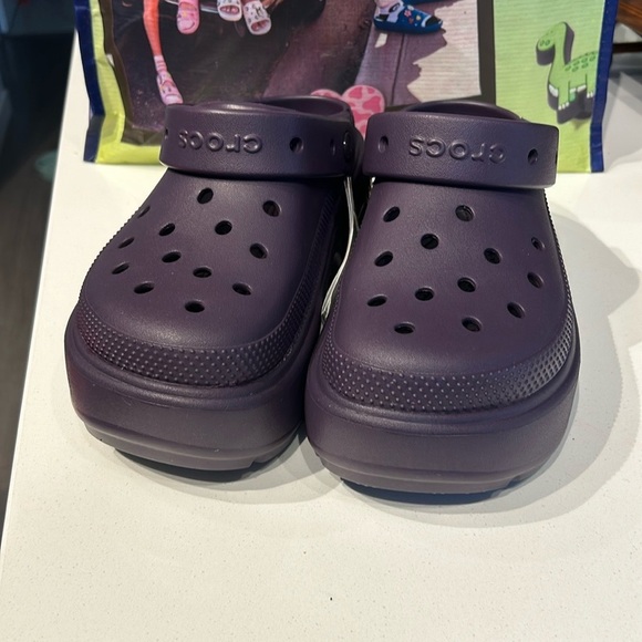 ✨Host pick✨Crocs Unisex Clogs M7/W9 - Picture 5 of 5